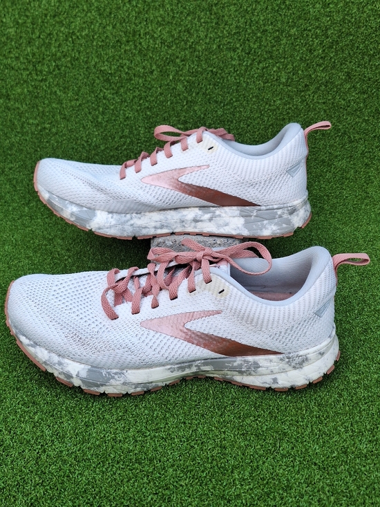 Brooks Shoes - Brooks Revel Women’s Running Shoes Size 9 Beige Tan Athletic Sneakers